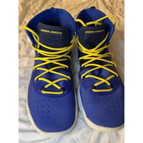 Under Armour UA SC 3Zer0 II Steph Curry Shoes Blue Yellow White Size 7.5 Mens - Picture 2 of 7